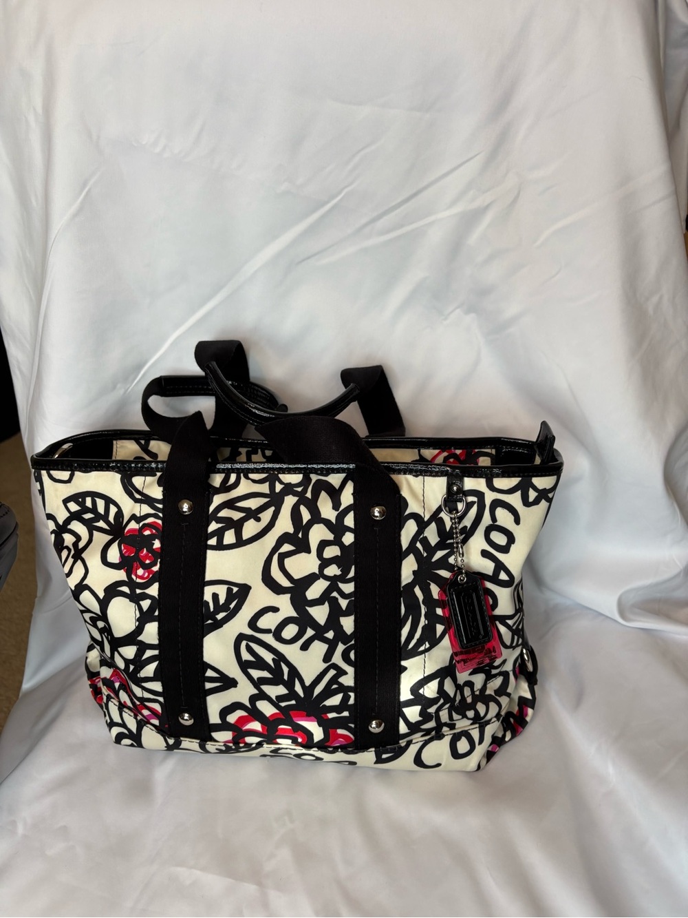 Coach PoppyFloral Tote Bag in White, Black & Red - Picture 3 of 7